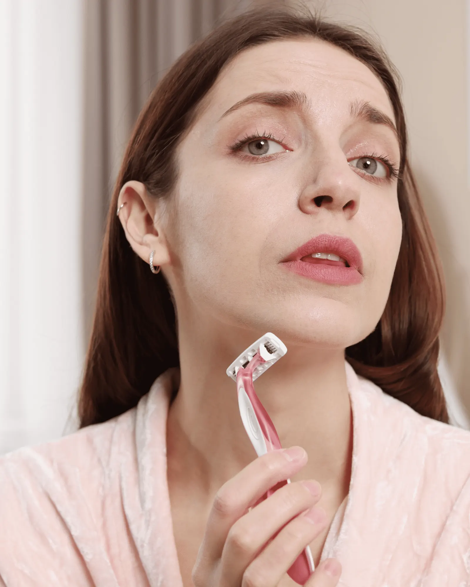 Hirsutisme chez la femme : comprendre le rôle de l’insuline pour agir durablement