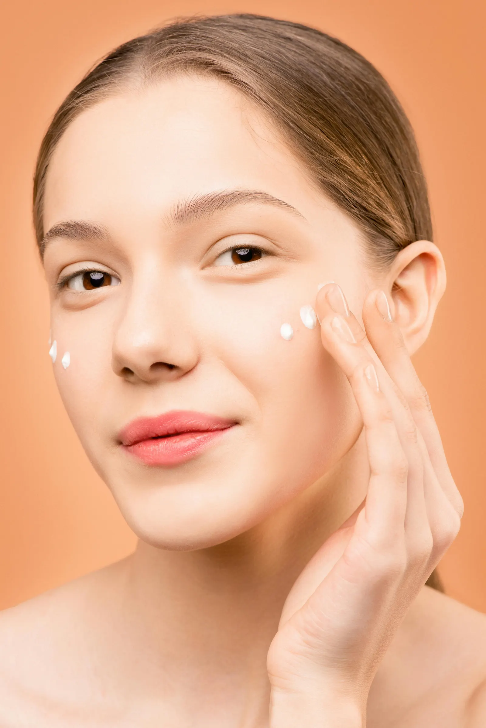Comment choisir un nettoyant adapté à votre type de peau ?